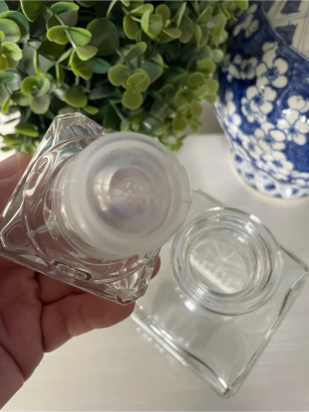 Bormioli Rocco Selecta 33.75 oz. Glass Italy Whiskey Decanter With Stopper